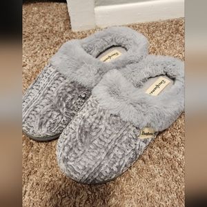 Like New - Dearfoam Slippers